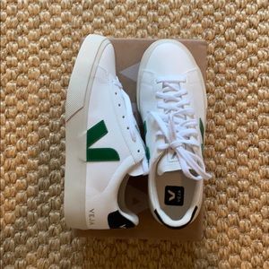 VEJA Campo sneaker - NWT